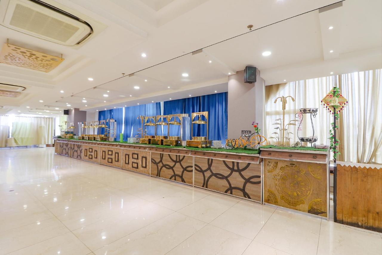Fabhotel Aamantran & Banquet Halls - Nr Rtc X Roads Metro Station Haidarábád Kültér fotó